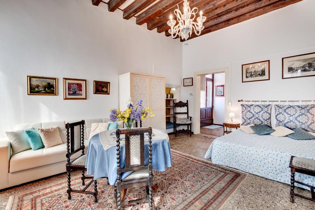 Ca' Badoer West Studio البندقية المظهر الخارجي الصورة