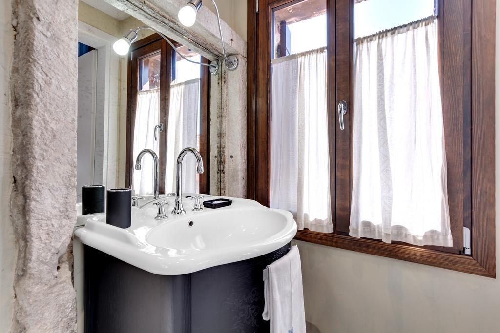 Ca' Badoer West Studio البندقية المظهر الخارجي الصورة
