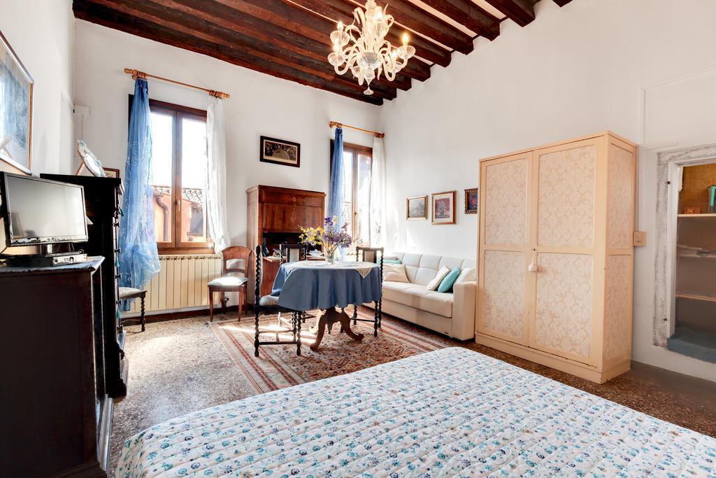 Ca' Badoer West Studio البندقية المظهر الخارجي الصورة